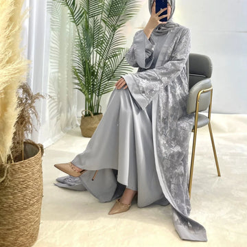 Embroidered Two-Piece Muslim Set